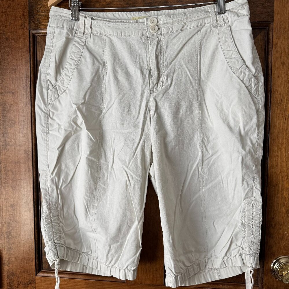 Caribbean Joe Light Khaki Capris w/Self-Tie Hem Size 12